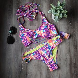 Sexy low scoop pixel bikini